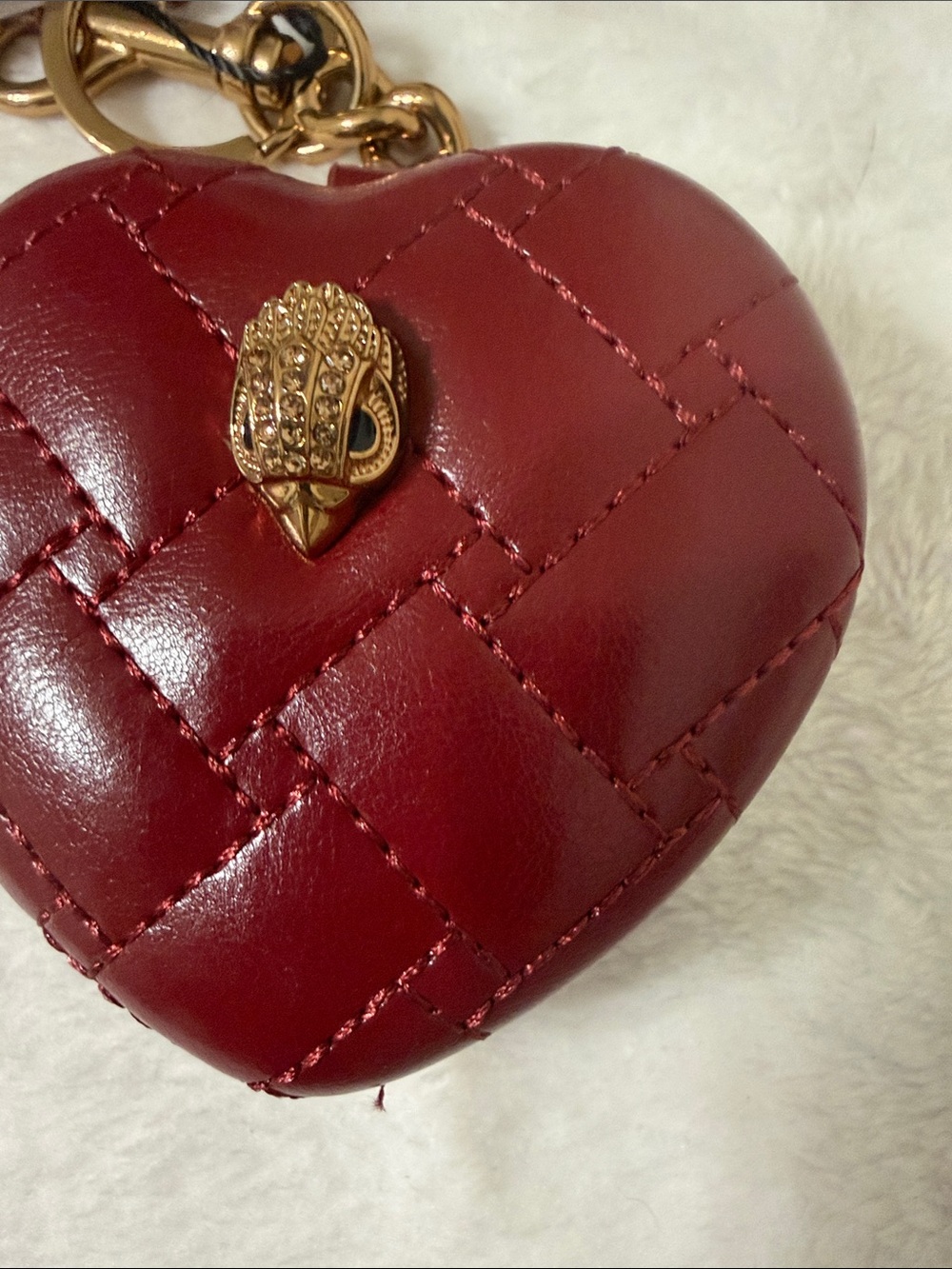Kurt Geiger Burgundy Quilted Heart Key Charm with Gold Hardware / compact ! - Picture 4 of 4